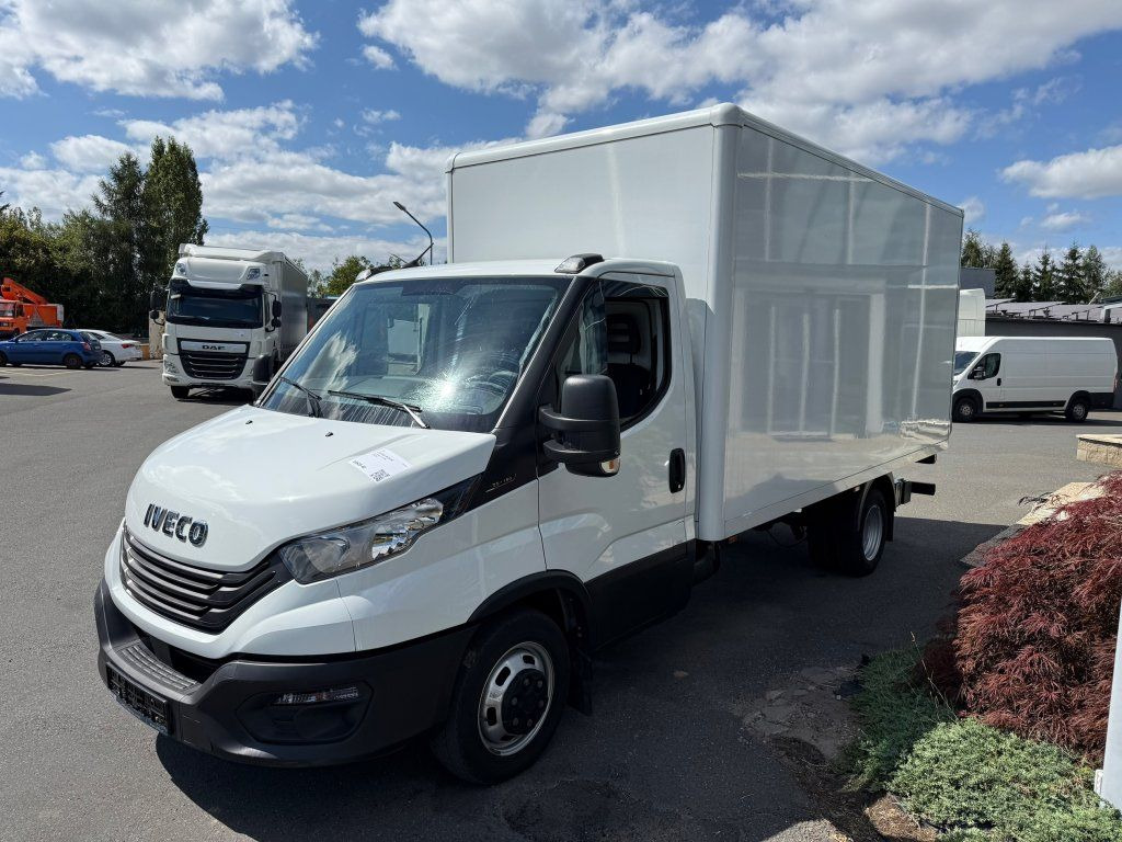 Iveco 35C16 Daily - Jakeluauto: kuva  Iveco 35C16 Daily - Jakeluauto Iveco 35C16 Daily - Jakeluauto: kuva  Iveco 35C16 Daily - Jakeluauto