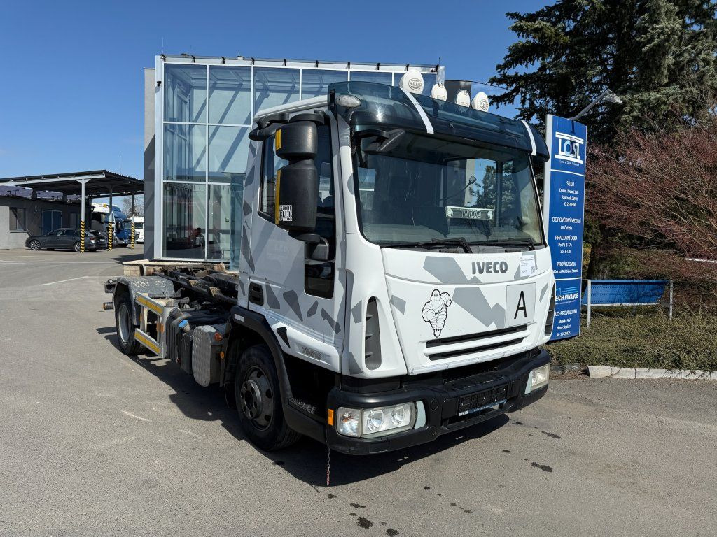 Iveco 75E18 EURO 4 - Kippilava-auto: kuva Iveco 75E18 EURO 4 - Kippilava-auto Iveco 75E18 EURO 4 - Kippilava-auto: kuva Iveco 75E18 EURO 4 - Kippilava-auto