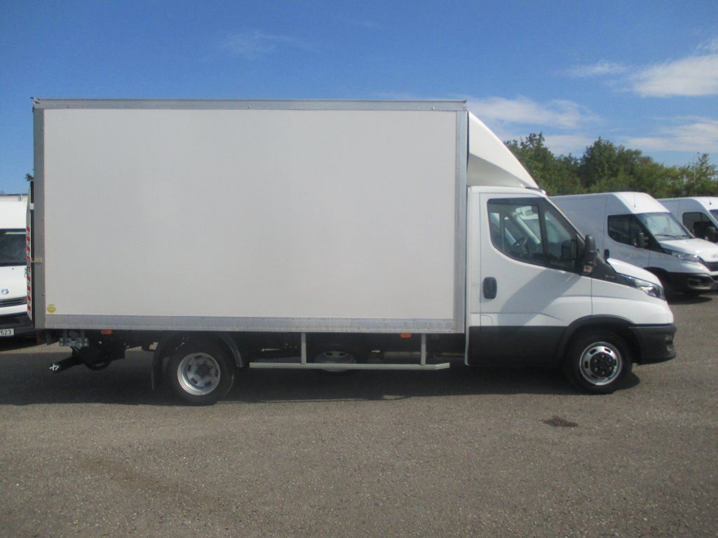 Iveco Daily 35C16 - Jakeluauto: kuva Iveco Daily 35C16 - Jakeluauto Iveco Daily 35C16 - Jakeluauto: kuva Iveco Daily 35C16 - Jakeluauto