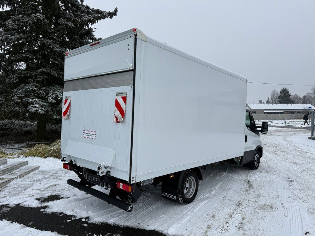 Iveco Daily 35C16 - Jakeluauto: kuva Iveco Daily 35C16 - Jakeluauto Iveco Daily 35C16 - Jakeluauto: kuva Iveco Daily 35C16 - Jakeluauto