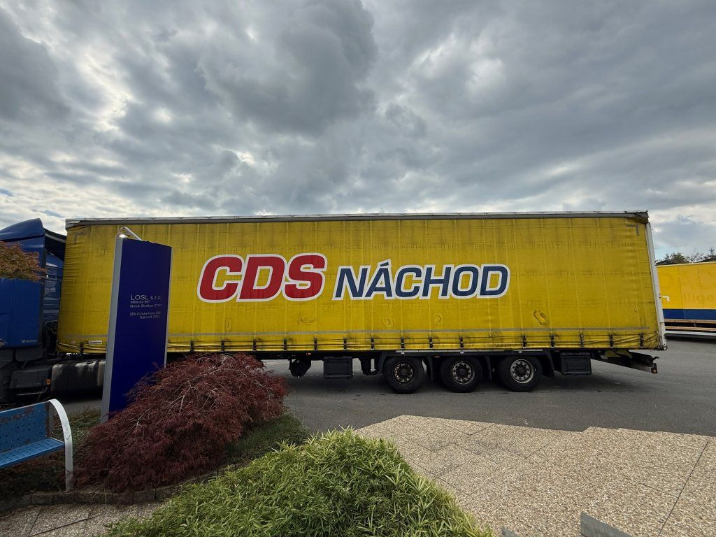 Krone SD MEGA/lowdeck - Pressukapellipuoliperävaunu: kuva Krone SD MEGA/lowdeck - Pressukapellipuoliperävaunu Krone SD MEGA/lowdeck - Pressukapellipuoliperävaunu: kuva Krone SD MEGA/lowdeck - Pressukapellipuoliperävaunu