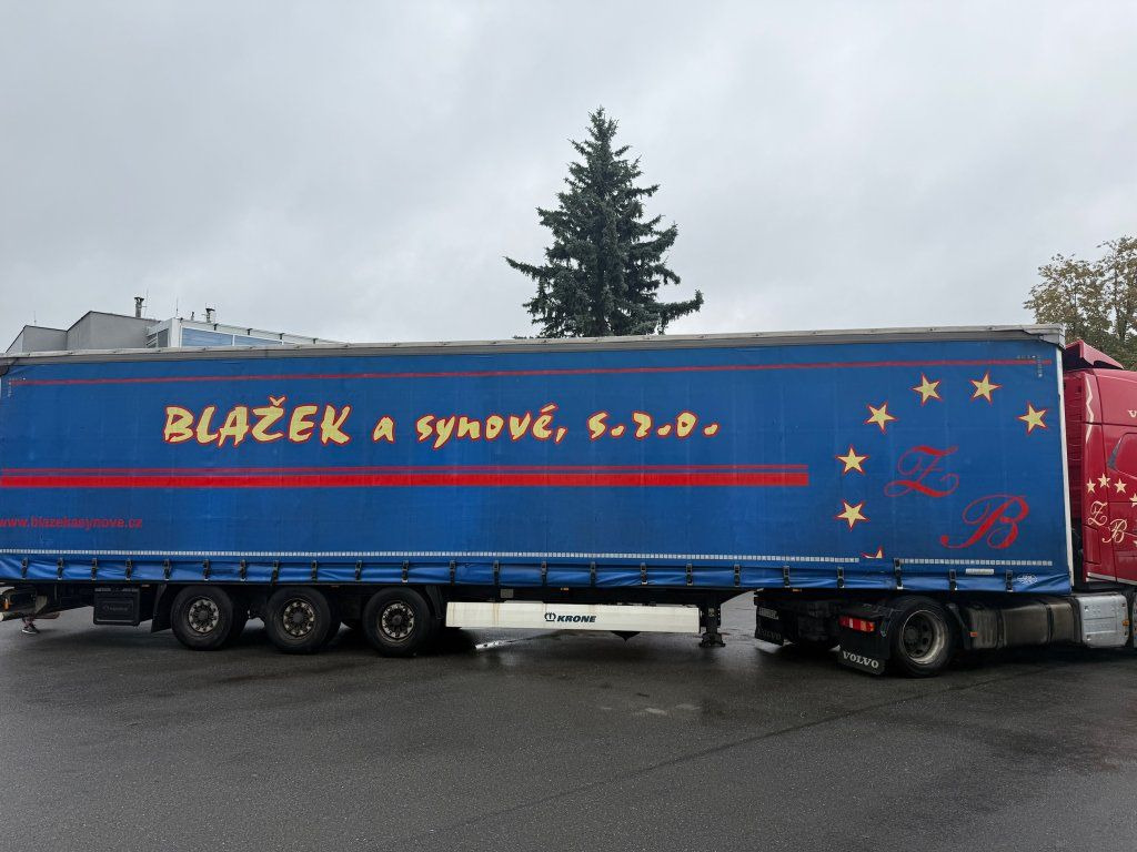 Krone SD MEGA/lowdeck - Pressukapellipuoliperävaunu: kuva Krone SD MEGA/lowdeck - Pressukapellipuoliperävaunu Krone SD MEGA/lowdeck - Pressukapellipuoliperävaunu: kuva Krone SD MEGA/lowdeck - Pressukapellipuoliperävaunu