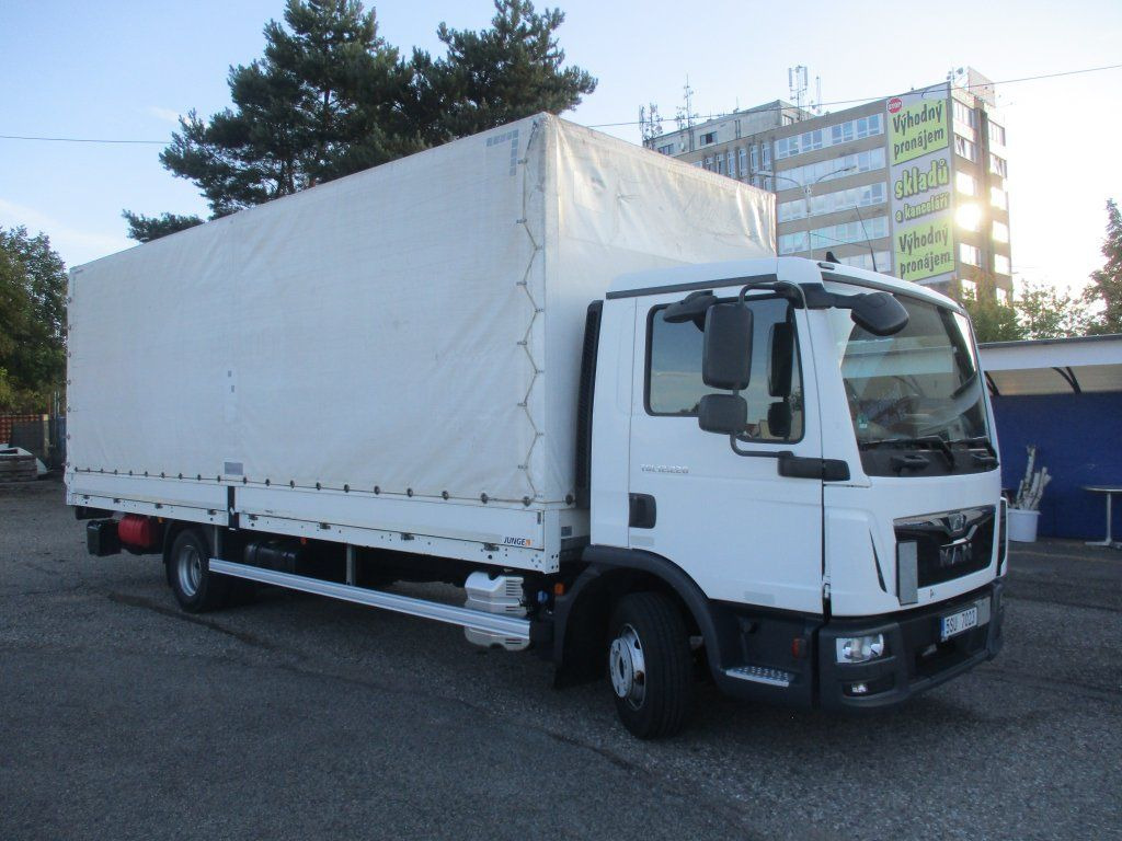 MAN TGL 12.220 - Pressukapelli kuorma-auto: kuva MAN TGL 12.220 - Pressukapelli kuorma-auto MAN TGL 12.220 - Pressukapelli kuorma-auto: kuva MAN TGL 12.220 - Pressukapelli kuorma-auto