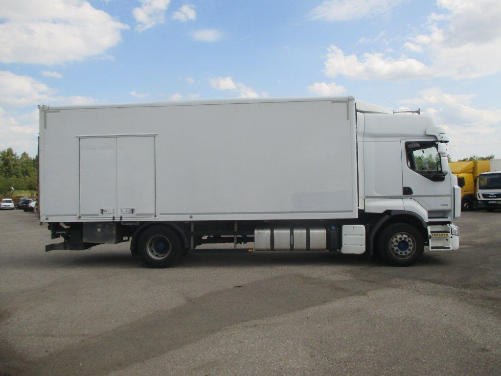 Renault Premium 1 liege - Umpikori kuorma-auto: kuva Renault Premium 1 liege - Umpikori kuorma-auto Renault Premium 1 liege - Umpikori kuorma-auto: kuva Renault Premium 1 liege - Umpikori kuorma-auto