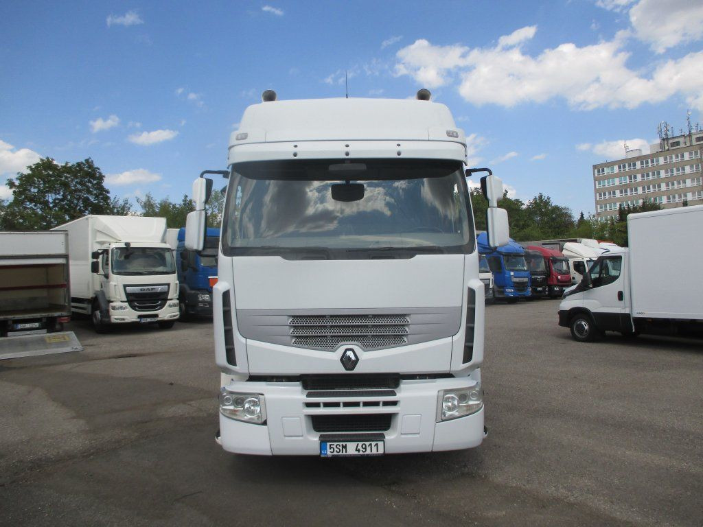 Renault Premium 1 liege - Umpikori kuorma-auto: kuva Renault Premium 1 liege - Umpikori kuorma-auto Renault Premium 1 liege - Umpikori kuorma-auto: kuva Renault Premium 1 liege - Umpikori kuorma-auto