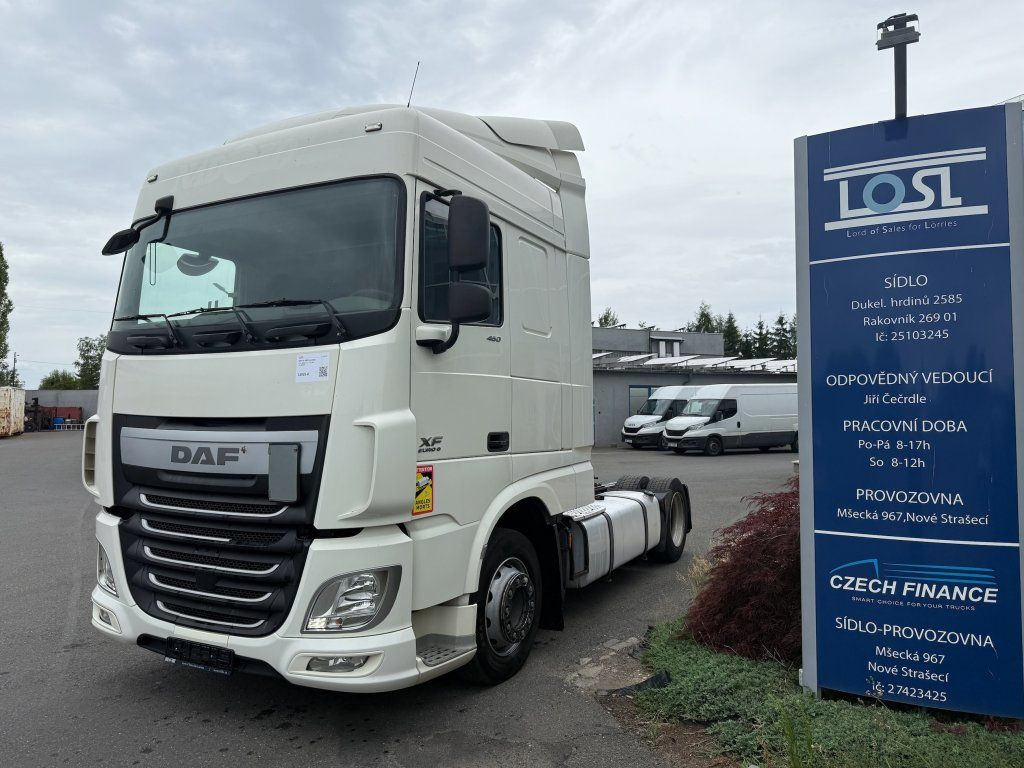 DAF XF460 EURO 6 MEGA/lowdeck - Vetopöytäauto: kuva DAF XF460 EURO 6 MEGA/lowdeck - Vetopöytäauto DAF XF460 EURO 6 MEGA/lowdeck - Vetopöytäauto: kuva DAF XF460 EURO 6 MEGA/lowdeck - Vetopöytäauto