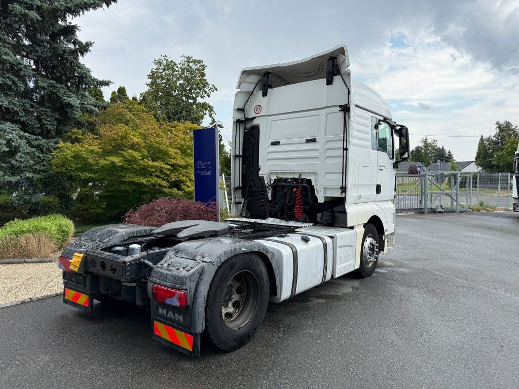 MAN TGX18.480 EURO 6 - Vetopöytäauto: kuva MAN TGX18.480 EURO 6 - Vetopöytäauto MAN TGX18.480 EURO 6 - Vetopöytäauto: kuva MAN TGX18.480 EURO 6 - Vetopöytäauto