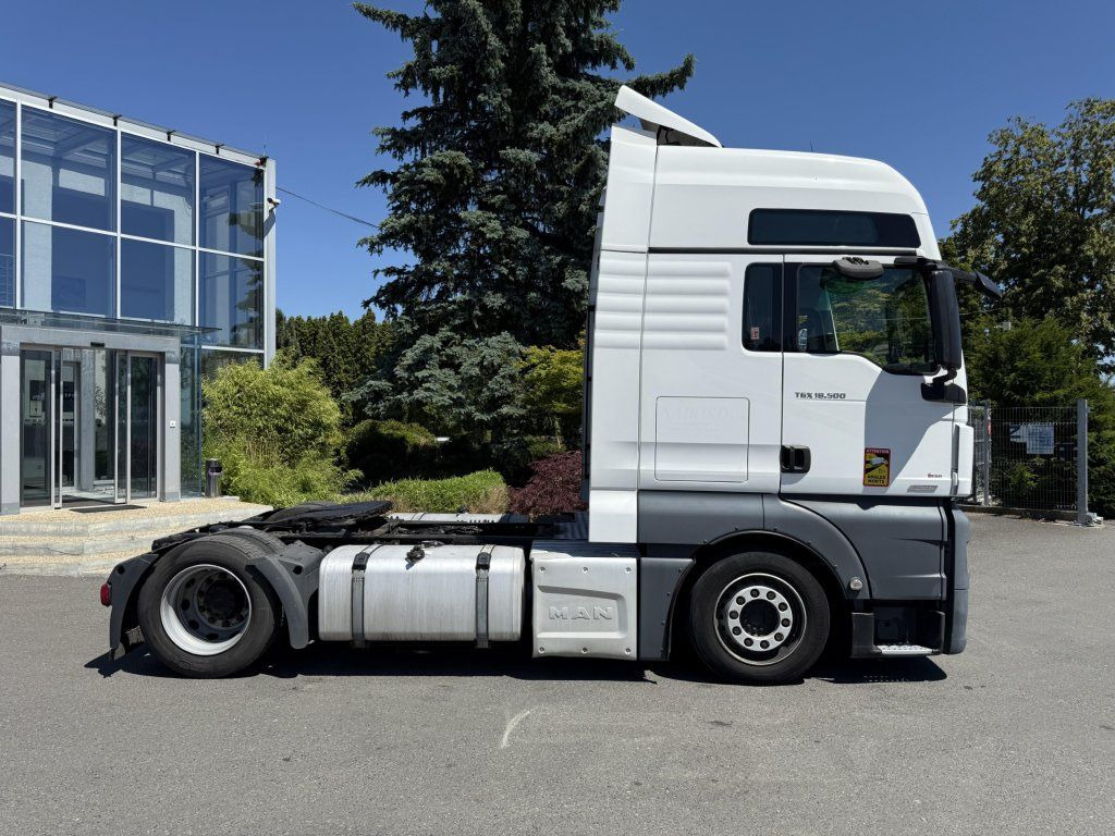 MAN TGX18.500 EURO 6 MEGA/lowdeck - Vetopöytäauto: kuva MAN TGX18.500 EURO 6 MEGA/lowdeck - Vetopöytäauto MAN TGX18.500 EURO 6 MEGA/lowdeck - Vetopöytäauto: kuva MAN TGX18.500 EURO 6 MEGA/lowdeck - Vetopöytäauto