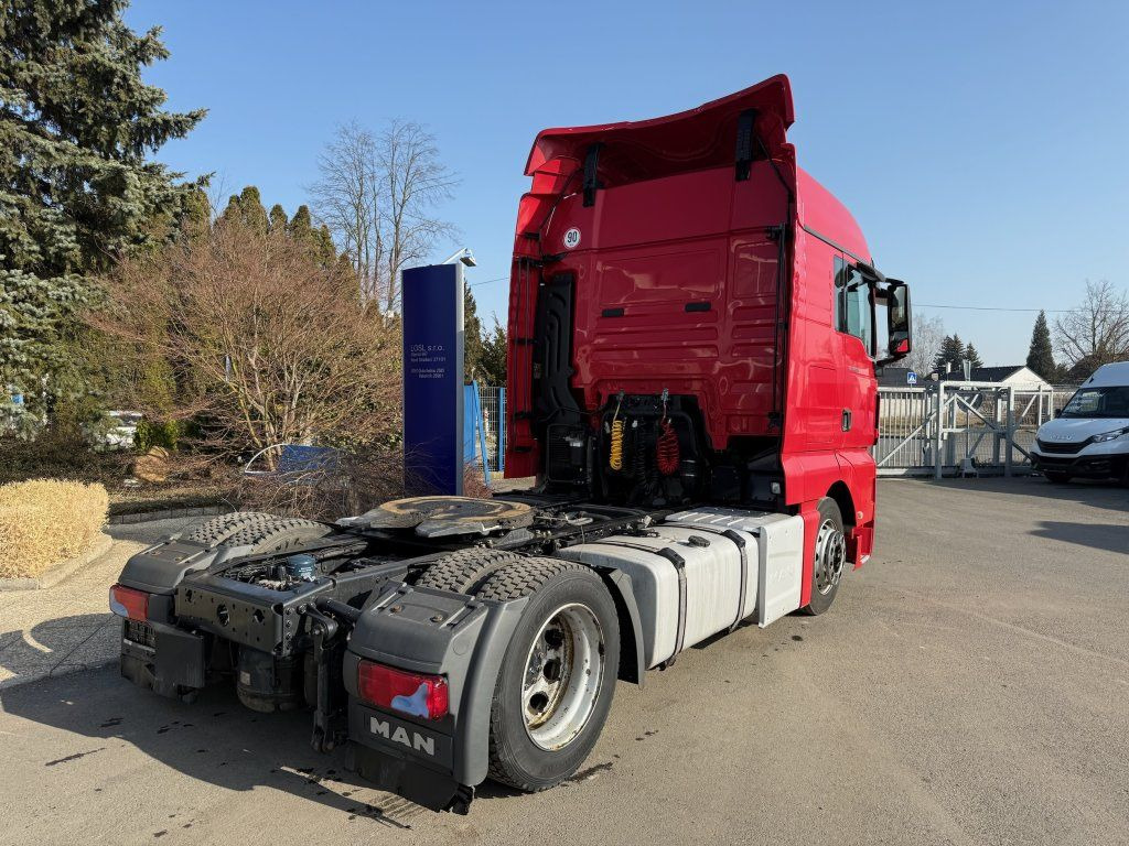 MAN TGX18.510 XLX EURO 6 MEGAlowdeck - Vetopöytäauto: kuva MAN TGX18.510 XLX EURO 6 MEGAlowdeck - Vetopöytäauto MAN TGX18.510 XLX EURO 6 MEGAlowdeck - Vetopöytäauto: kuva MAN TGX18.510 XLX EURO 6 MEGAlowdeck - Vetopöytäauto
