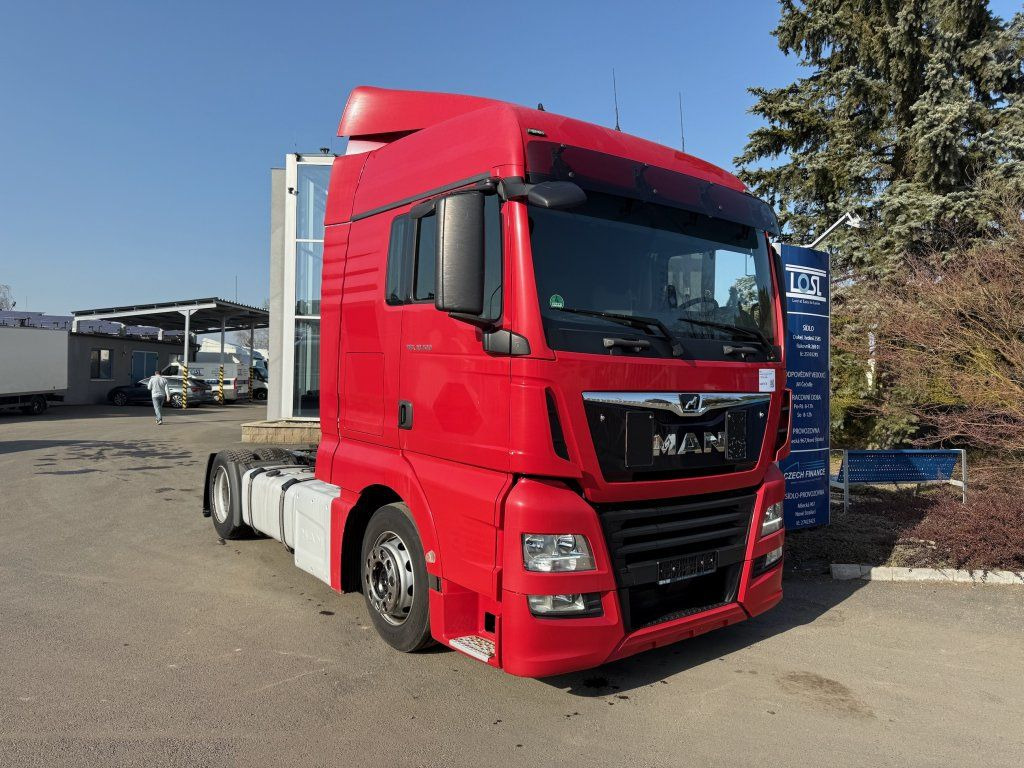 MAN TGX18.510 XLX EURO 6 MEGAlowdeck - Vetopöytäauto: kuva MAN TGX18.510 XLX EURO 6 MEGAlowdeck - Vetopöytäauto MAN TGX18.510 XLX EURO 6 MEGAlowdeck - Vetopöytäauto: kuva MAN TGX18.510 XLX EURO 6 MEGAlowdeck - Vetopöytäauto