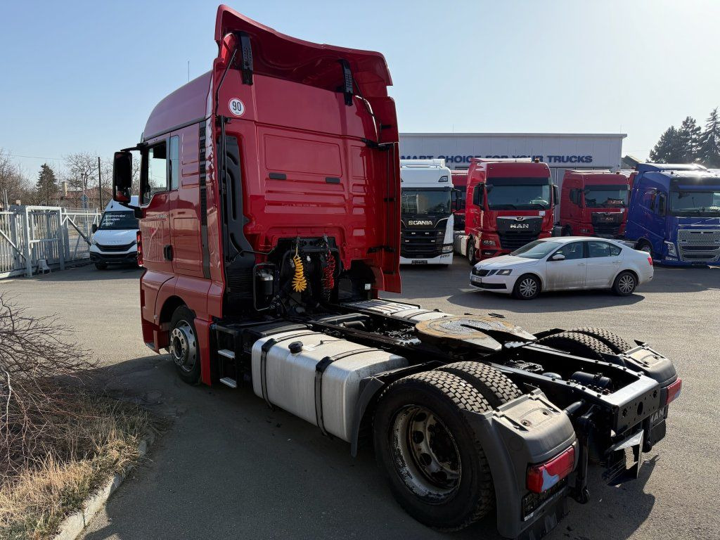 MAN TGX18.510 XLX EURO 6 MEGAlowdeck - Vetopöytäauto: kuva MAN TGX18.510 XLX EURO 6 MEGAlowdeck - Vetopöytäauto MAN TGX18.510 XLX EURO 6 MEGAlowdeck - Vetopöytäauto: kuva MAN TGX18.510 XLX EURO 6 MEGAlowdeck - Vetopöytäauto