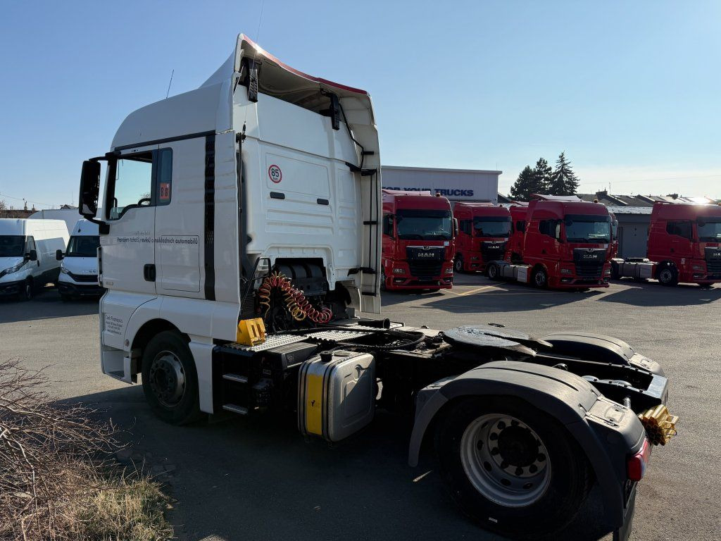 MAN TGX18.520 EURO 6 HYDRAULICS - Vetopöytäauto: kuva MAN TGX18.520 EURO 6 HYDRAULICS - Vetopöytäauto MAN TGX18.520 EURO 6 HYDRAULICS - Vetopöytäauto: kuva MAN TGX18.520 EURO 6 HYDRAULICS - Vetopöytäauto