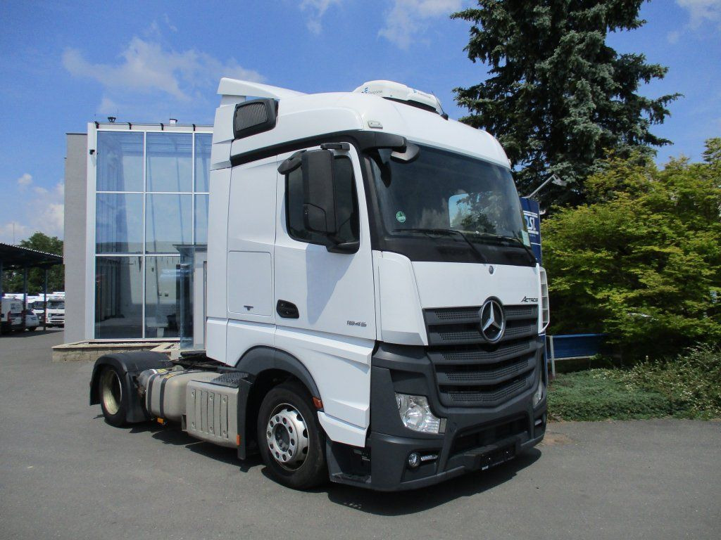 Mercedes-Benz 1845 Actros EURO 6 MEGA/lowdeck - Vetopöytäauto: kuva  Mercedes-Benz 1845 Actros EURO 6 MEGA/lowdeck - Vetopöytäauto Mercedes-Benz 1845 Actros EURO 6 MEGA/lowdeck - Vetopöytäauto: kuva  Mercedes-Benz 1845 Actros EURO 6 MEGA/lowdeck - Vetopöytäauto