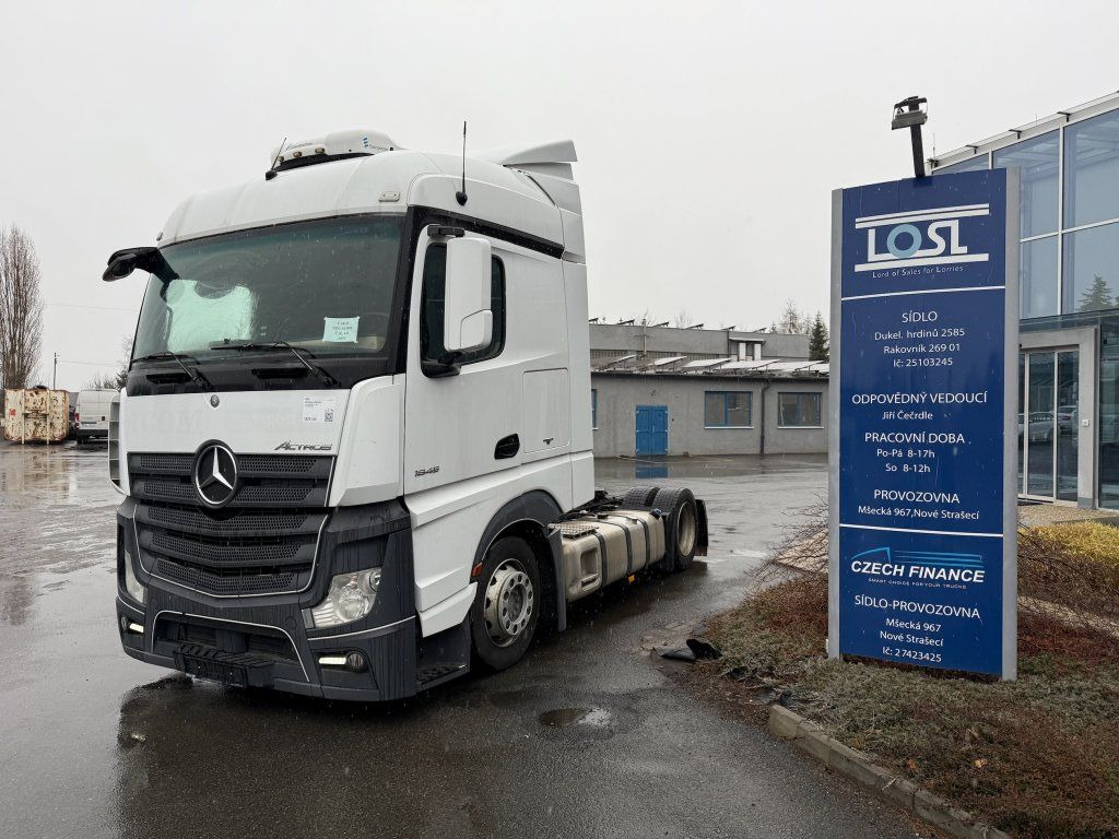 Mercedes-Benz 1845 Actros EURO 6 MEGA/lowdeck - Vetopöytäauto: kuva  Mercedes-Benz 1845 Actros EURO 6 MEGA/lowdeck - Vetopöytäauto Mercedes-Benz 1845 Actros EURO 6 MEGA/lowdeck - Vetopöytäauto: kuva  Mercedes-Benz 1845 Actros EURO 6 MEGA/lowdeck - Vetopöytäauto