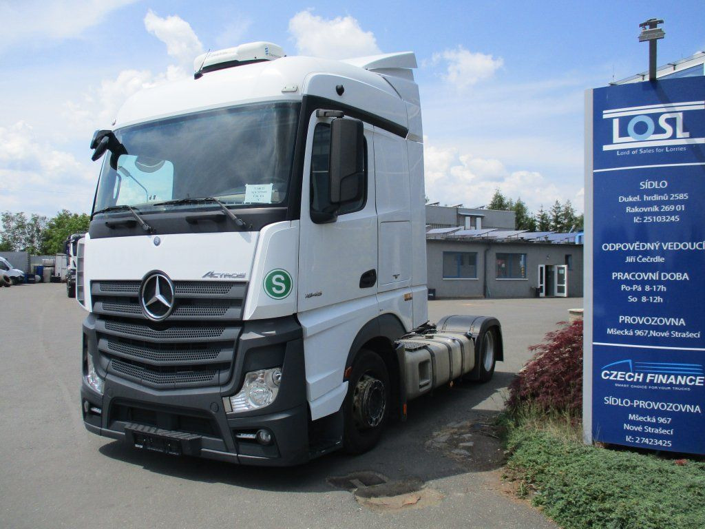 Mercedes-Benz 1845 Actros EURO 6 MEGA/lowdeck - Vetopöytäauto: kuva Mercedes-Benz 1845 Actros EURO 6 MEGA/lowdeck - Vetopöytäauto Mercedes-Benz 1845 Actros EURO 6 MEGA/lowdeck - Vetopöytäauto: kuva Mercedes-Benz 1845 Actros EURO 6 MEGA/lowdeck - Vetopöytäauto