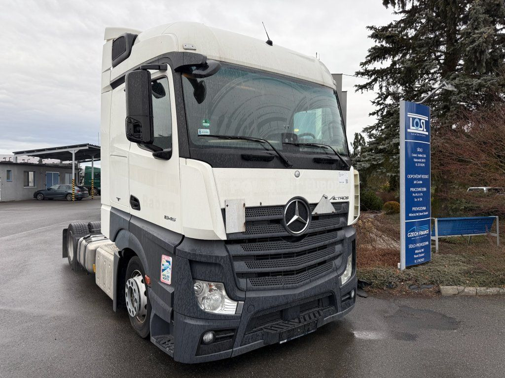 Mercedes-Benz 1845 Actros EURO 6 MEGA/lowdeck - Vetopöytäauto: kuva Mercedes-Benz 1845 Actros EURO 6 MEGA/lowdeck - Vetopöytäauto Mercedes-Benz 1845 Actros EURO 6 MEGA/lowdeck - Vetopöytäauto: kuva Mercedes-Benz 1845 Actros EURO 6 MEGA/lowdeck - Vetopöytäauto