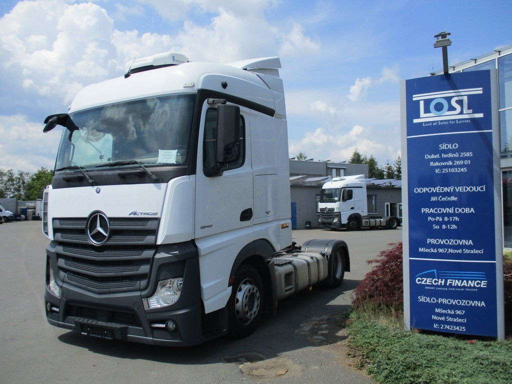 Mercedes-Benz 1845 Actros EURO 6 MEGA/lowdeck - Vetopöytäauto: kuva Mercedes-Benz 1845 Actros EURO 6 MEGA/lowdeck - Vetopöytäauto Mercedes-Benz 1845 Actros EURO 6 MEGA/lowdeck - Vetopöytäauto: kuva Mercedes-Benz 1845 Actros EURO 6 MEGA/lowdeck - Vetopöytäauto