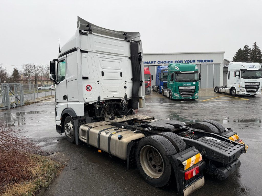 Mercedes-Benz 1845 Actros EURO 6 MEGA/lowdeck - Vetopöytäauto: kuva  Mercedes-Benz 1845 Actros EURO 6 MEGA/lowdeck - Vetopöytäauto Mercedes-Benz 1845 Actros EURO 6 MEGA/lowdeck - Vetopöytäauto: kuva  Mercedes-Benz 1845 Actros EURO 6 MEGA/lowdeck - Vetopöytäauto