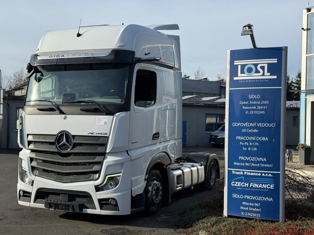Mercedes-Benz 1848 Actros Gigaspace MEGA/lowdeck NEW TACHO - Vetopöytäauto: kuva Mercedes-Benz 1848 Actros Gigaspace MEGA/lowdeck NEW TACHO - Vetopöytäauto Mercedes-Benz 1848 Actros Gigaspace MEGA/lowdeck NEW TACHO - Vetopöytäauto: kuva Mercedes-Benz 1848 Actros Gigaspace MEGA/lowdeck NEW TACHO - Vetopöytäauto