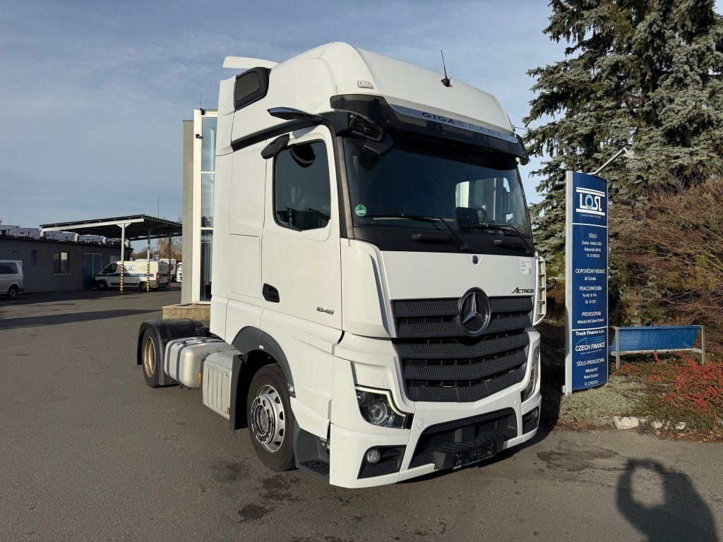 Mercedes-Benz 1848 Actros Gigaspace MEGA/lowdeck NEW TACHO - Vetopöytäauto: kuva Mercedes-Benz 1848 Actros Gigaspace MEGA/lowdeck NEW TACHO - Vetopöytäauto Mercedes-Benz 1848 Actros Gigaspace MEGA/lowdeck NEW TACHO - Vetopöytäauto: kuva Mercedes-Benz 1848 Actros Gigaspace MEGA/lowdeck NEW TACHO - Vetopöytäauto