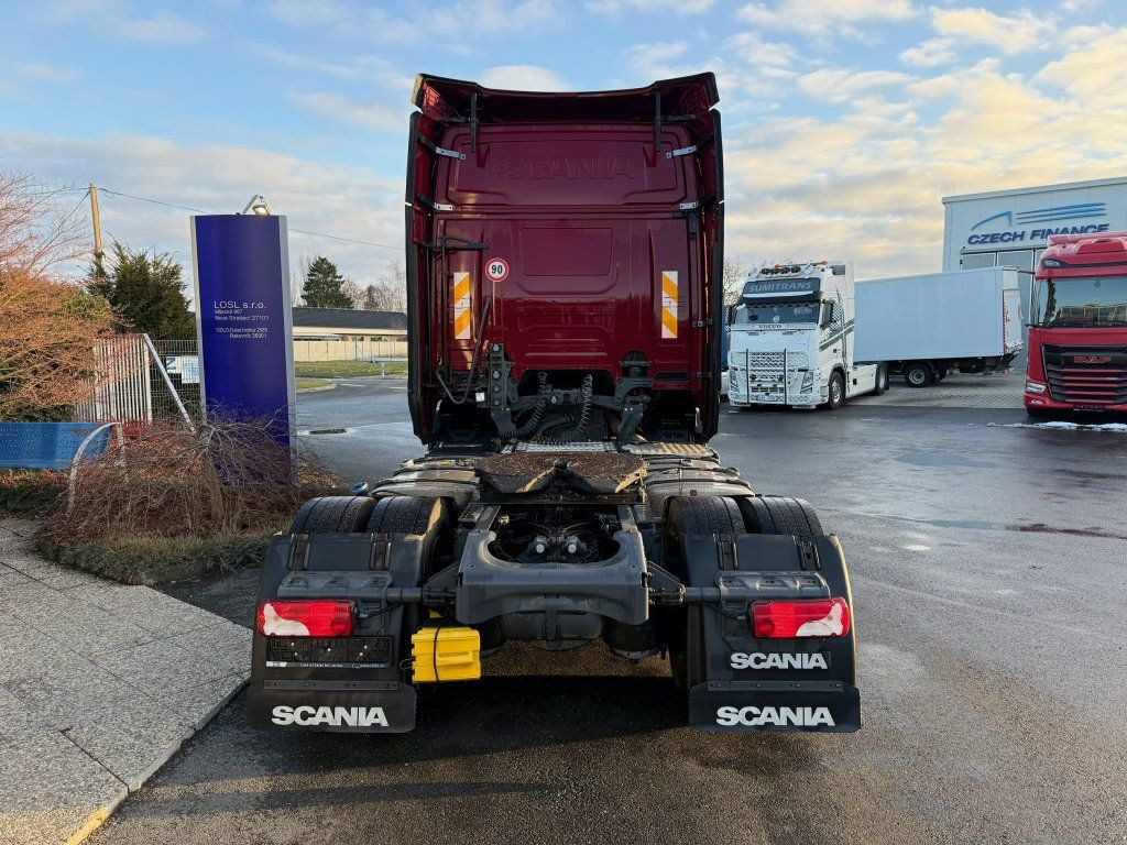 Scania R450 EURO 6 - Vetopöytäauto: kuva Scania R450 EURO 6 - Vetopöytäauto Scania R450 EURO 6 - Vetopöytäauto: kuva Scania R450 EURO 6 - Vetopöytäauto