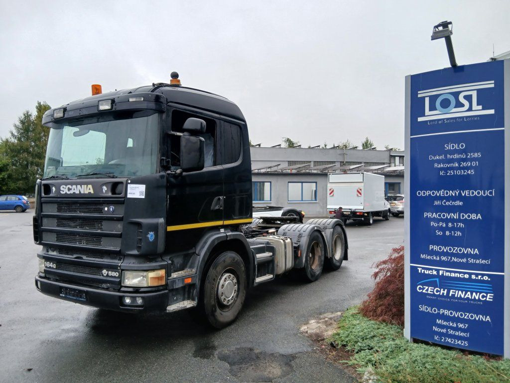 Scania R580 V8 6x4 EURO 3 - Vetopöytäauto: kuva Scania R580 V8 6x4 EURO 3 - Vetopöytäauto Scania R580 V8 6x4 EURO 3 - Vetopöytäauto: kuva Scania R580 V8 6x4 EURO 3 - Vetopöytäauto