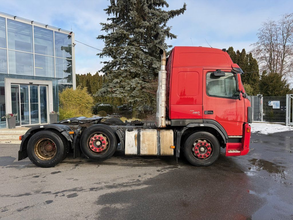 Volvo FM12.460 6x2 EURO 3 - Vetopöytäauto: kuva Volvo FM12.460 6x2 EURO 3 - Vetopöytäauto Volvo FM12.460 6x2 EURO 3 - Vetopöytäauto: kuva Volvo FM12.460 6x2 EURO 3 - Vetopöytäauto