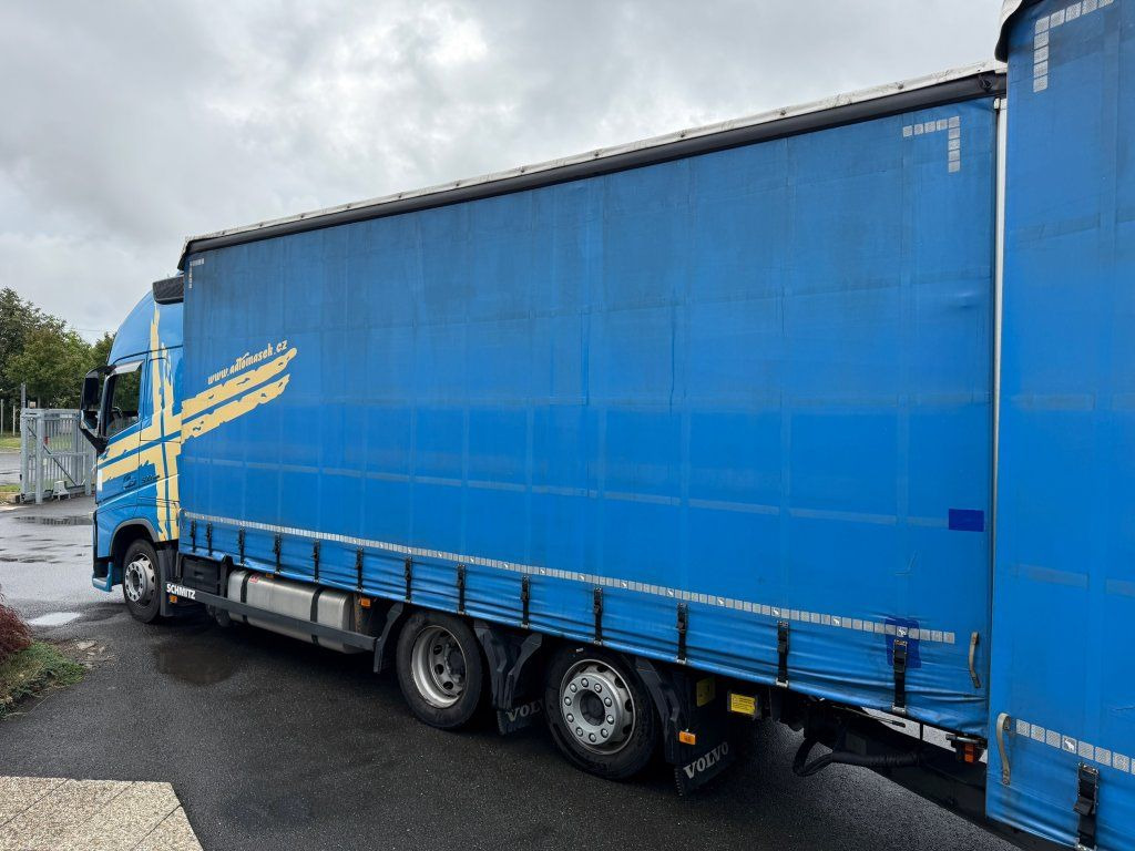 Volvo FH500 6x2 Euro 6 + Schmitz - Pressukapelli kuorma-auto: kuva  Volvo FH500 6x2 Euro 6 + Schmitz - Pressukapelli kuorma-auto Volvo FH500 6x2 Euro 6 + Schmitz - Pressukapelli kuorma-auto: kuva  Volvo FH500 6x2 Euro 6 + Schmitz - Pressukapelli kuorma-auto