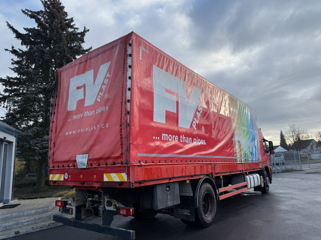 Volvo FM260 EURO 3 - Pressukapelli kuorma-auto: kuva Volvo FM260 EURO 3 - Pressukapelli kuorma-auto Volvo FM260 EURO 3 - Pressukapelli kuorma-auto: kuva Volvo FM260 EURO 3 - Pressukapelli kuorma-auto