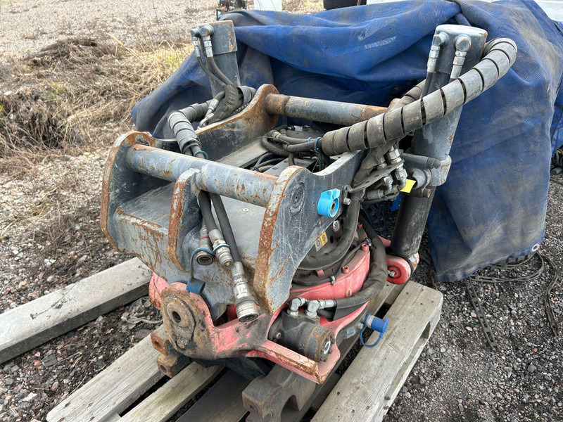 ROTOTILT R8 - Lisälaitteet - Rakennuskoneet: kuva ROTOTILT R8 - Lisälaitteet - Rakennuskoneet ROTOTILT R8 - Lisälaitteet - Rakennuskoneet: kuva ROTOTILT R8 - Lisälaitteet - Rakennuskoneet