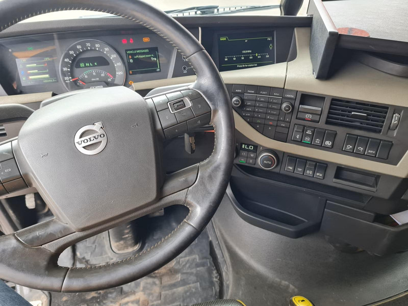 Volvo FH16 750 | 6x4 | ADR | 100 TON | ADR EXll, EXlll, AT | RETARDER | 100 TON VOLVO + VANG - Vetopöytäauto: kuva Volvo FH16 750 | 6x4 | ADR | 100 TON | ADR EXll, EXlll, AT | RETARDER | 100 TON VOLVO + VANG - Vetopöytäauto Volvo FH16 750 | 6x4 | ADR | 100 TON | ADR EXll, EXlll, AT | RETARDER | 100 TON VOLVO + VANG - Vetopöytäauto: kuva Volvo FH16 750 | 6x4 | ADR | 100 TON | ADR EXll, EXlll, AT | RETARDER | 100 TON VOLVO + VANG - Vetopöytäauto