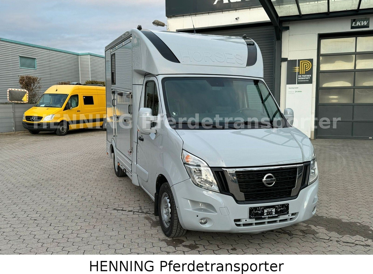 Nissan Interstar - Eläinten kuljetus kuorma-auto: kuva Nissan Interstar - Eläinten kuljetus kuorma-auto Nissan Interstar - Eläinten kuljetus kuorma-auto: kuva Nissan Interstar - Eläinten kuljetus kuorma-auto