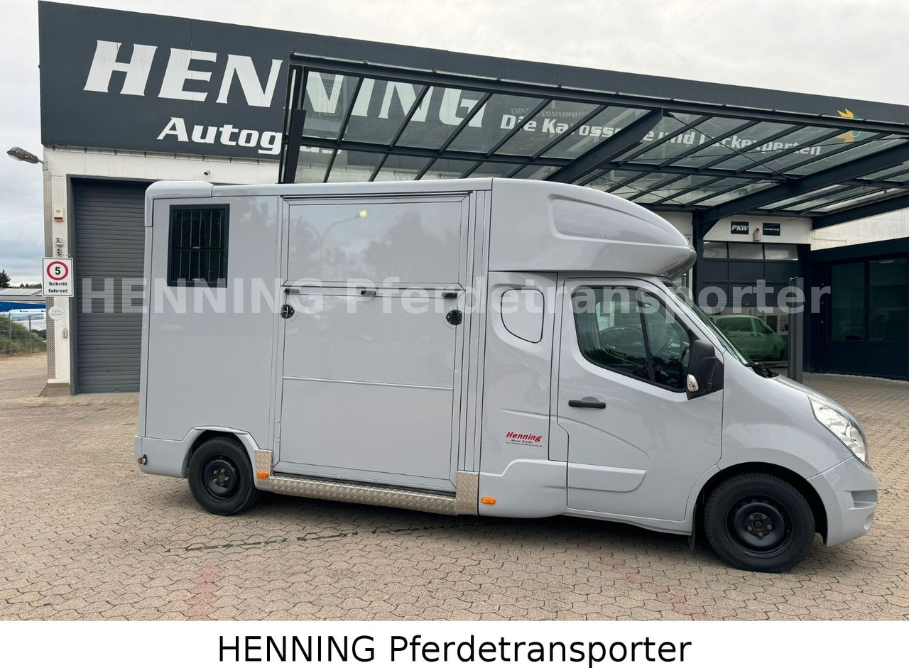 Renault Master 2-Sitzer - Eläinten kuljetus kuorma-auto: kuva Renault Master 2-Sitzer - Eläinten kuljetus kuorma-auto Renault Master 2-Sitzer - Eläinten kuljetus kuorma-auto: kuva Renault Master 2-Sitzer - Eläinten kuljetus kuorma-auto