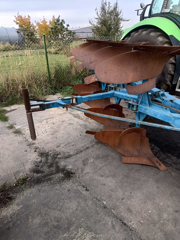 Pług 4 skibowy Frost - Aura: kuva Pług 4 skibowy Frost - Aura Pług 4 skibowy Frost - Aura: kuva Pług 4 skibowy Frost - Aura