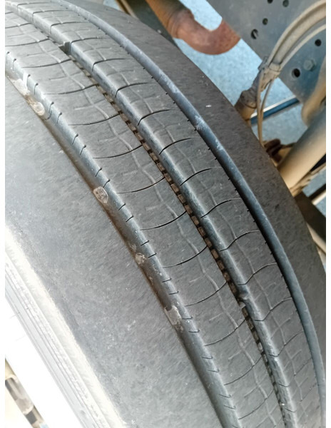 Umpikori kuorma-auto Mercedes-Benz Atego 1222: kuva Umpikori kuorma-auto Mercedes-Benz Atego 1222