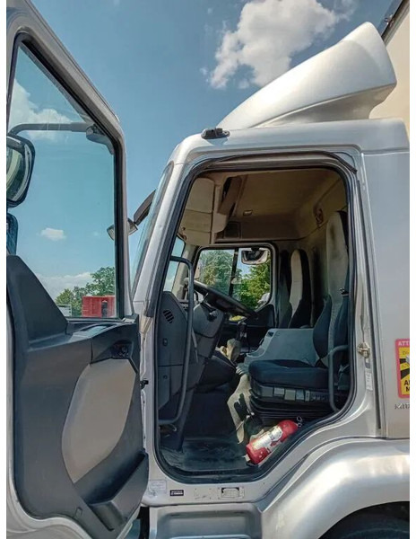 Renault Midlum 280 dxi - Pressukapelli kuorma-auto: kuva Renault Midlum 280 dxi - Pressukapelli kuorma-auto Renault Midlum 280 dxi - Pressukapelli kuorma-auto: kuva Renault Midlum 280 dxi - Pressukapelli kuorma-auto