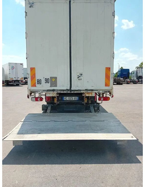 Renault Midlum 280 dxi - manual gearbox / steel suspension lames - Pressukapelli kuorma-auto: kuva Renault Midlum 280 dxi - manual gearbox / steel suspension lames - Pressukapelli kuorma-auto Renault Midlum 280 dxi - manual gearbox / steel suspension lames - Pressukapelli kuorma-auto: kuva Renault Midlum 280 dxi - manual gearbox / steel suspension lames - Pressukapelli kuorma-auto