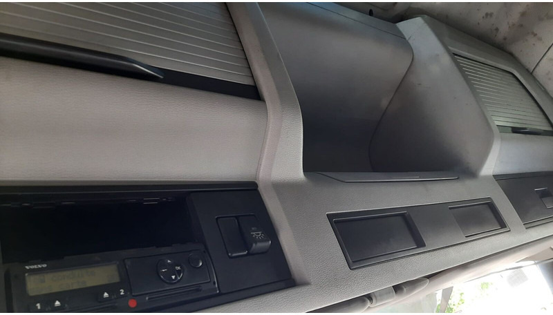 Pressukapelli kuorma-auto Volvo FM 370: kuva Pressukapelli kuorma-auto Volvo FM 370 Pressukapelli kuorma-auto Volvo FM 370: kuva Pressukapelli kuorma-auto Volvo FM 370