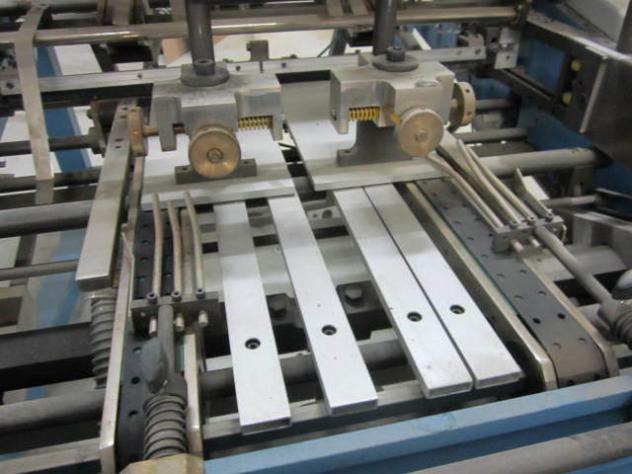 Fidia Dora-Combi Folder Folding Gluing Machine - Taittokone: kuva Fidia Dora-Combi Folder Folding Gluing Machine - Taittokone Fidia Dora-Combi Folder Folding Gluing Machine - Taittokone: kuva Fidia Dora-Combi Folder Folding Gluing Machine - Taittokone
