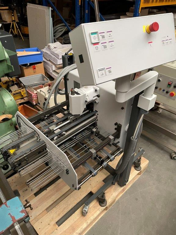 Heidelberg steel VFZ-52 H four-part folding unit - Taittokone: kuva Heidelberg steel VFZ-52 H four-part folding unit - Taittokone Heidelberg steel VFZ-52 H four-part folding unit - Taittokone: kuva Heidelberg steel VFZ-52 H four-part folding unit - Taittokone