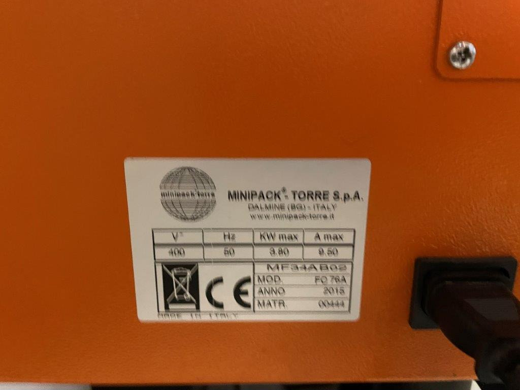 Semi-automatic shrink wrapping machine - hood shrinker Torre Minipack FC 76 A - Pakkauskone: kuva semi-automatic shrink wrapping machine - hood shrinker Torre Minipack FC 76 A - Pakkauskone Semi-automatic shrink wrapping machine - hood shrinker Torre Minipack FC 76 A - Pakkauskone: kuva semi-automatic shrink wrapping machine - hood shrinker Torre Minipack FC 76 A - Pakkauskone