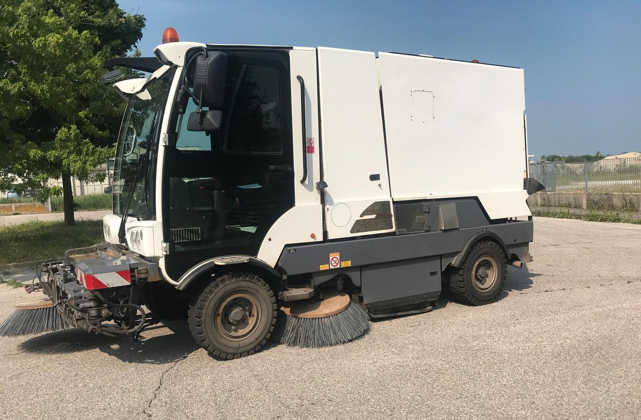 SPAZZATRICE STRADALE DULEVO 3000 - Lakaisuauto: kuva SPAZZATRICE STRADALE DULEVO 3000 - Lakaisuauto SPAZZATRICE STRADALE DULEVO 3000 - Lakaisuauto: kuva SPAZZATRICE STRADALE DULEVO 3000 - Lakaisuauto