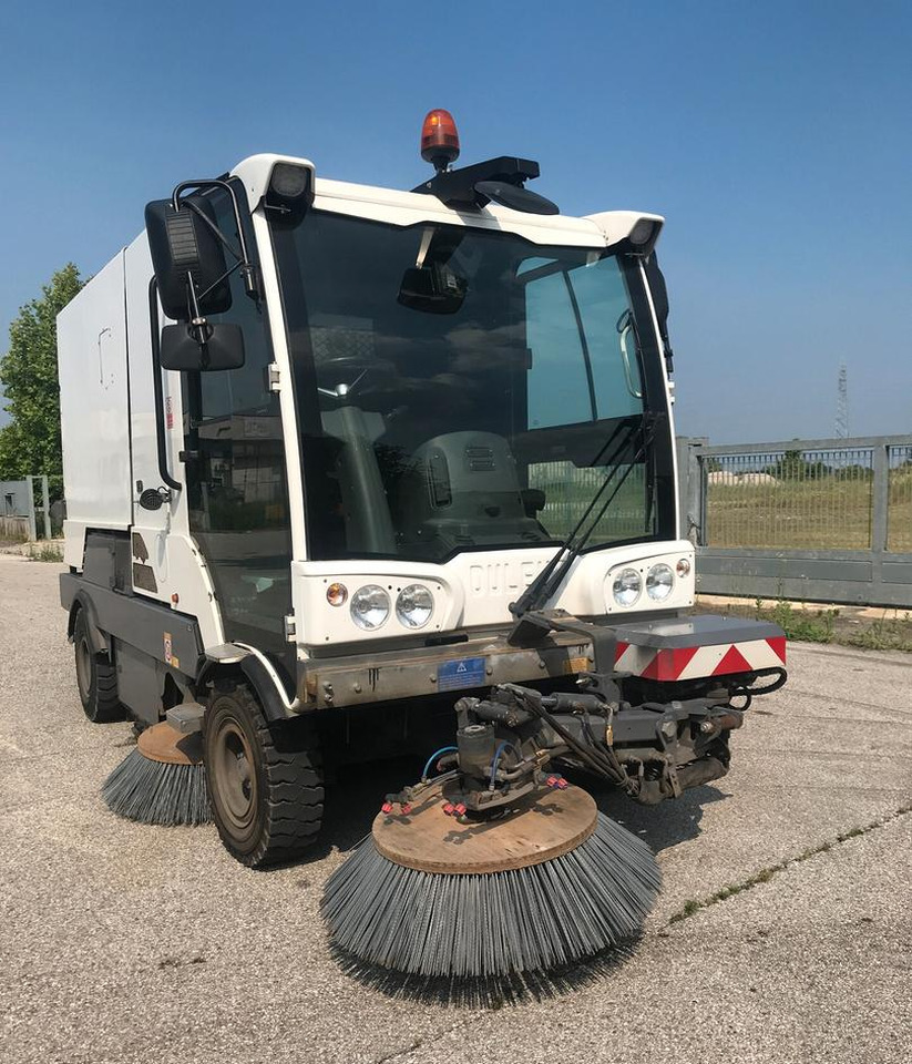 SPAZZATRICE STRADALE DULEVO 3000 - Lakaisuauto: kuva SPAZZATRICE STRADALE DULEVO 3000 - Lakaisuauto SPAZZATRICE STRADALE DULEVO 3000 - Lakaisuauto: kuva SPAZZATRICE STRADALE DULEVO 3000 - Lakaisuauto