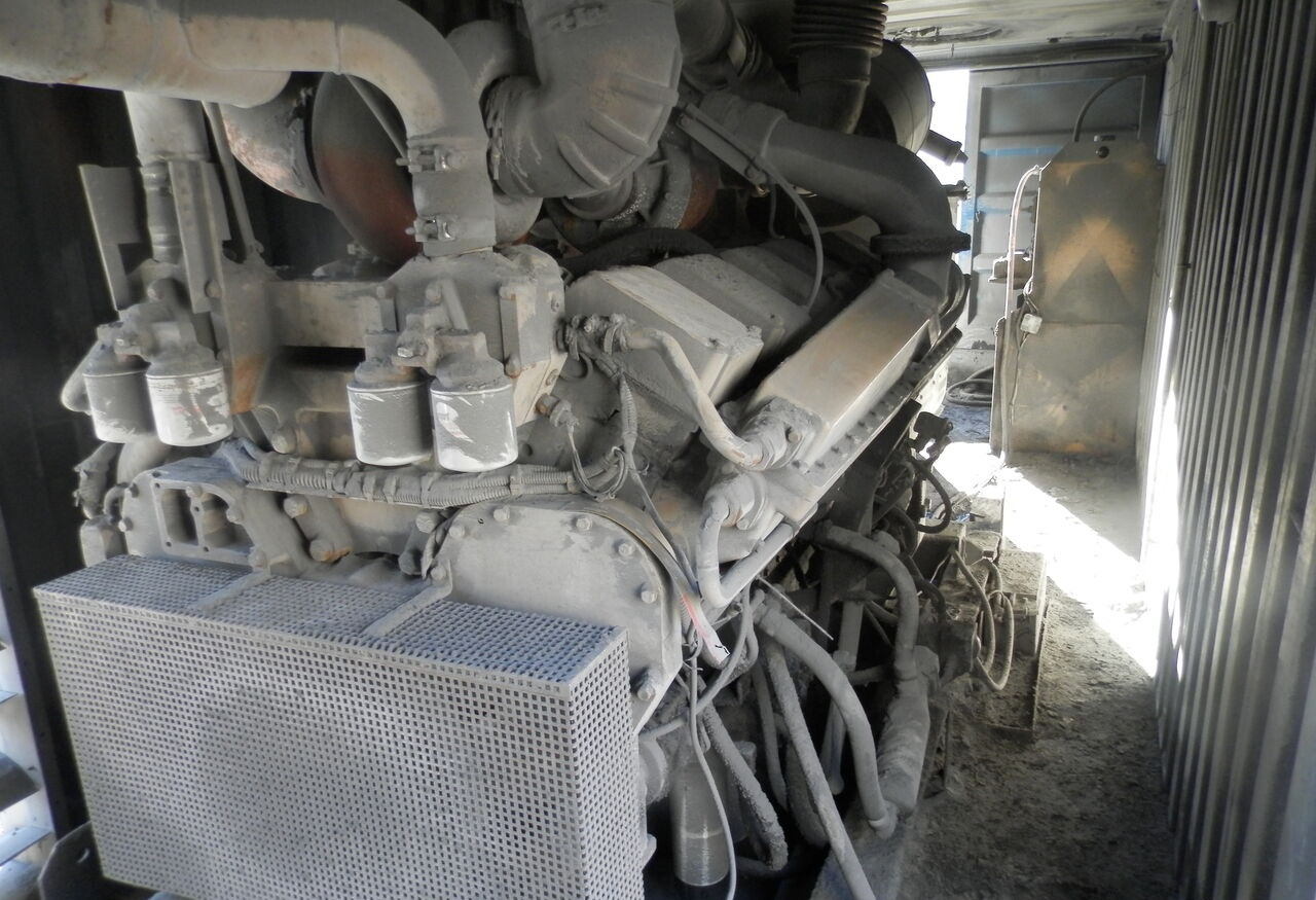 Cummins KTTA38-G - Sähkögeneraattori: kuva Cummins KTTA38-G - Sähkögeneraattori Cummins KTTA38-G - Sähkögeneraattori: kuva Cummins KTTA38-G - Sähkögeneraattori