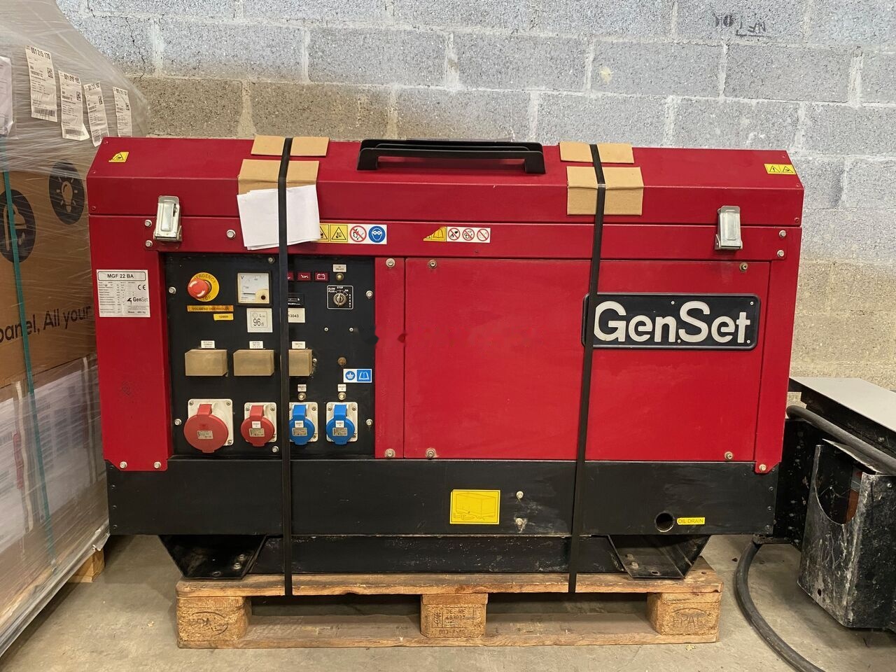 GenSet 20 kVa Yanmar - Sähkögeneraattori: kuva GenSet 20 kVa Yanmar - Sähkögeneraattori GenSet 20 kVa Yanmar - Sähkögeneraattori: kuva GenSet 20 kVa Yanmar - Sähkögeneraattori