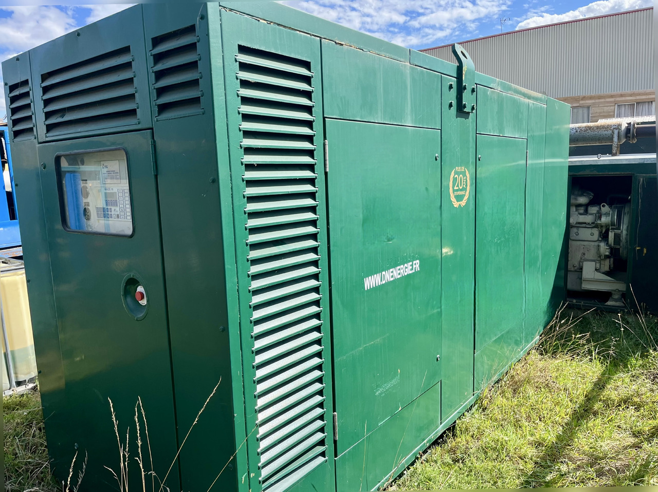 IVECO 250 kVa 8210 diesel - Sähkögeneraattori: kuva IVECO 250 kVa 8210 diesel - Sähkögeneraattori IVECO 250 kVa 8210 diesel - Sähkögeneraattori: kuva IVECO 250 kVa 8210 diesel - Sähkögeneraattori