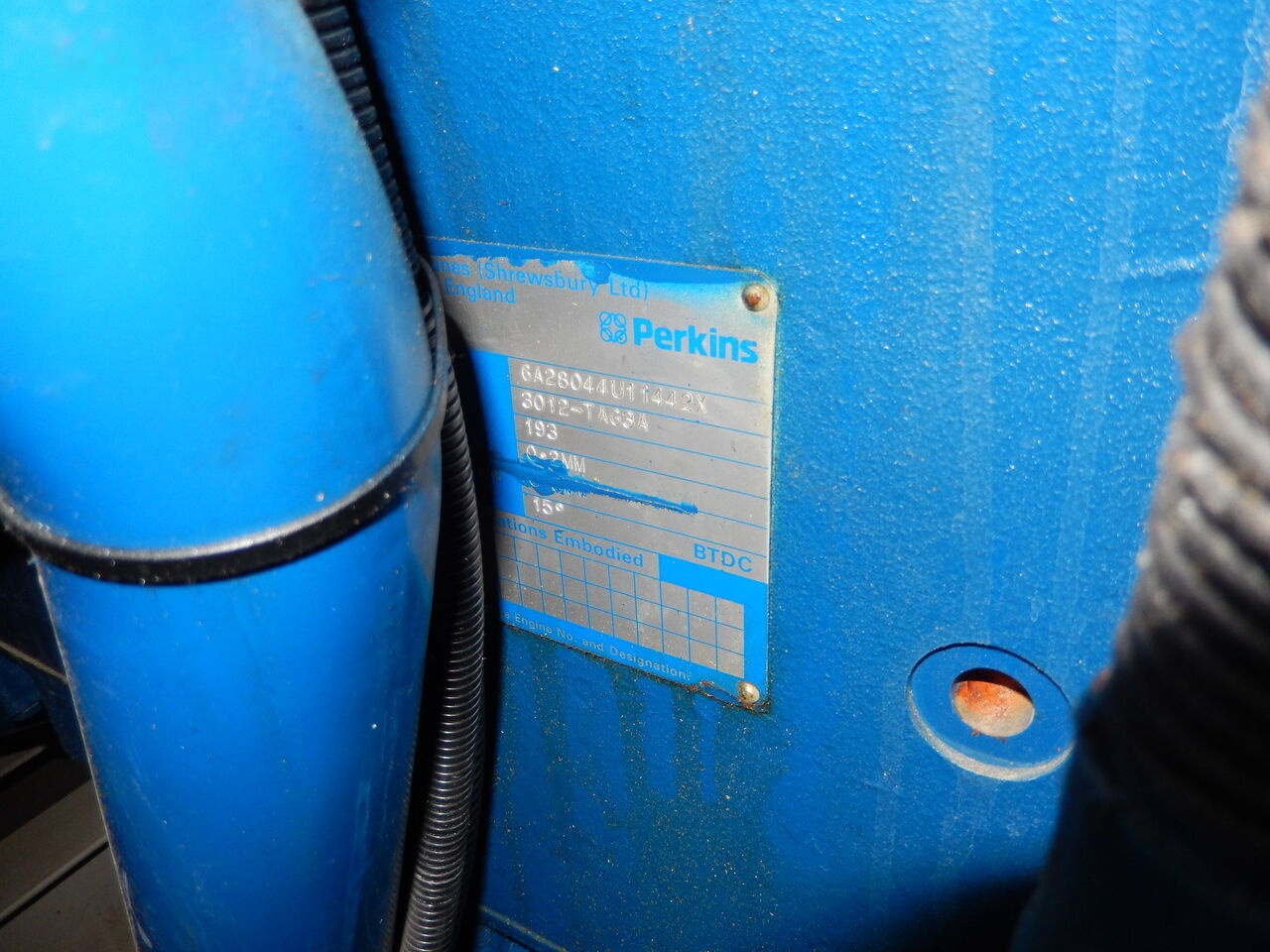 Perkins 630 kVa 3012TAG3 - Sähkögeneraattori: kuva Perkins 630 kVa 3012TAG3 - Sähkögeneraattori Perkins 630 kVa 3012TAG3 - Sähkögeneraattori: kuva Perkins 630 kVa 3012TAG3 - Sähkögeneraattori