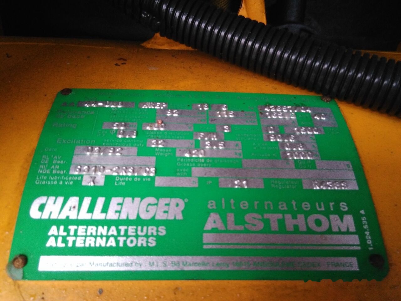 Sähkögeneraattori SDMO: kuva Sähkögeneraattori SDMO Sähkögeneraattori SDMO: kuva Sähkögeneraattori SDMO