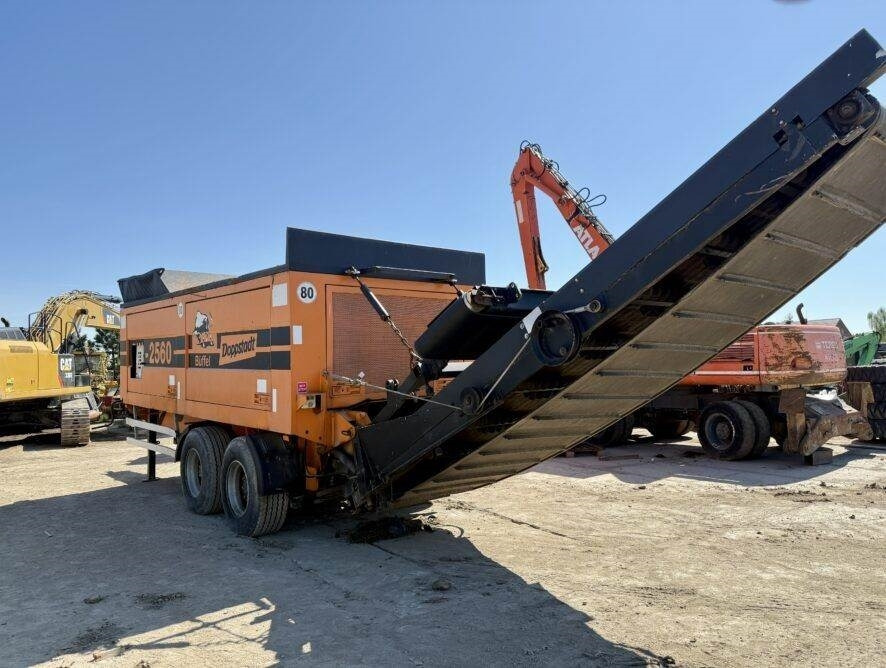 Doppstadt DW2560 - Jätemurskain: kuva Doppstadt DW2560 - Jätemurskain Doppstadt DW2560 - Jätemurskain: kuva Doppstadt DW2560 - Jätemurskain