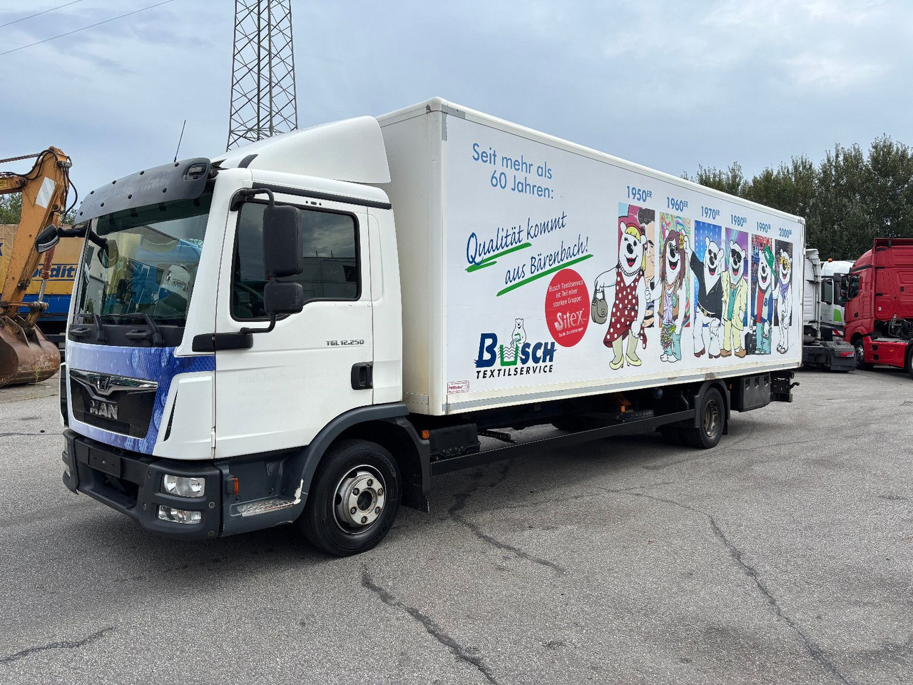 MAN TGL 12.250 LBW/Klima/Standheizung/Bergabfahr - Umpikori kuorma-auto: kuva MAN TGL 12.250 LBW/Klima/Standheizung/Bergabfahr - Umpikori kuorma-auto MAN TGL 12.250 LBW/Klima/Standheizung/Bergabfahr - Umpikori kuorma-auto: kuva MAN TGL 12.250 LBW/Klima/Standheizung/Bergabfahr - Umpikori kuorma-auto